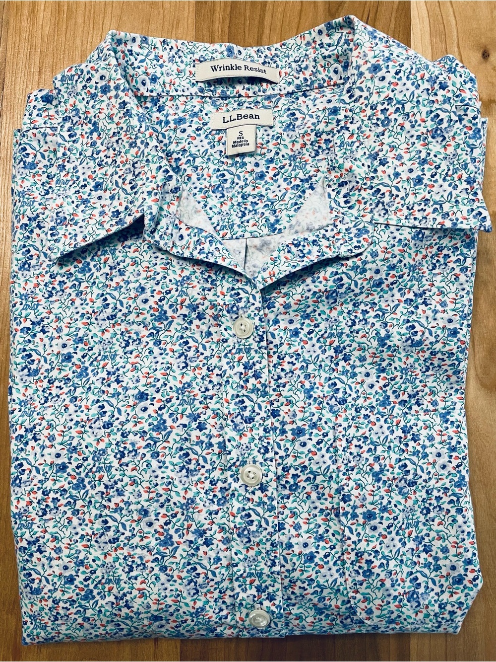 L.L. Bean Women’s S Floral Cotton Button Down Long Sleeve Shirt Wrinkle Resist